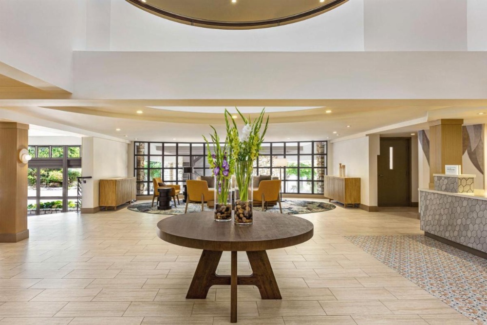 Hilton Garden Inn Monterey Image 12