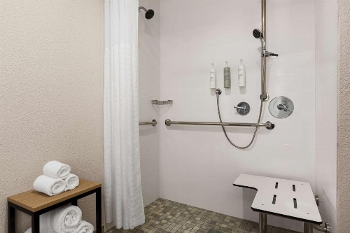 Hilton Garden Inn Monterey image 25
