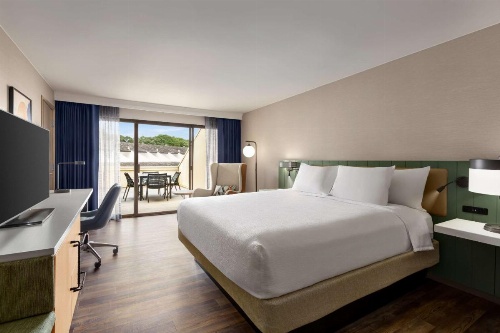 Hilton Garden Inn Monterey image 26