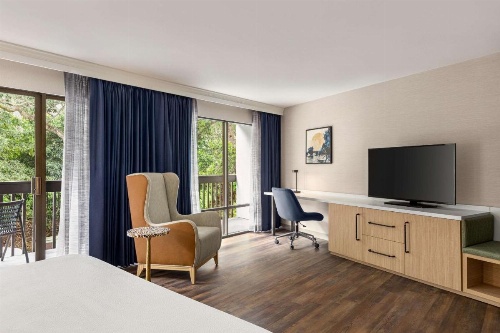 Hilton Garden Inn Monterey image 36