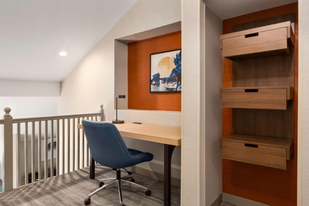 Hilton Garden Inn Monterey Image 43